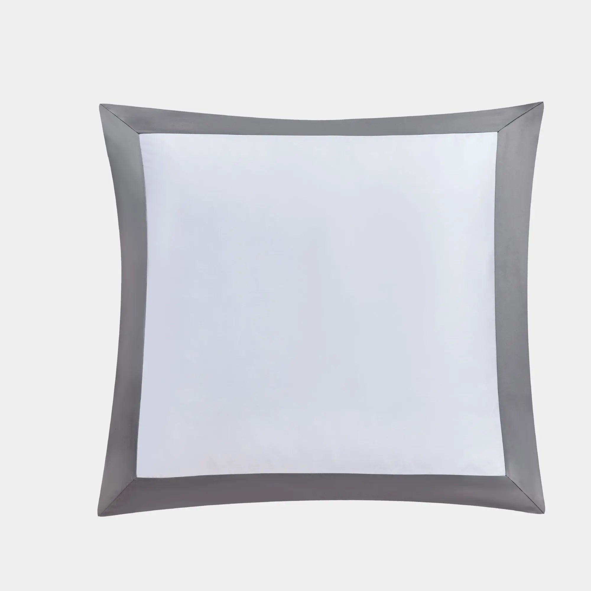 Taie d'oreiller en TENCEL™ Lyocell Gris Horizon, douce et respirante, finition haut de gamme avec liseré gris doux élégant - Maison CÉTOILE