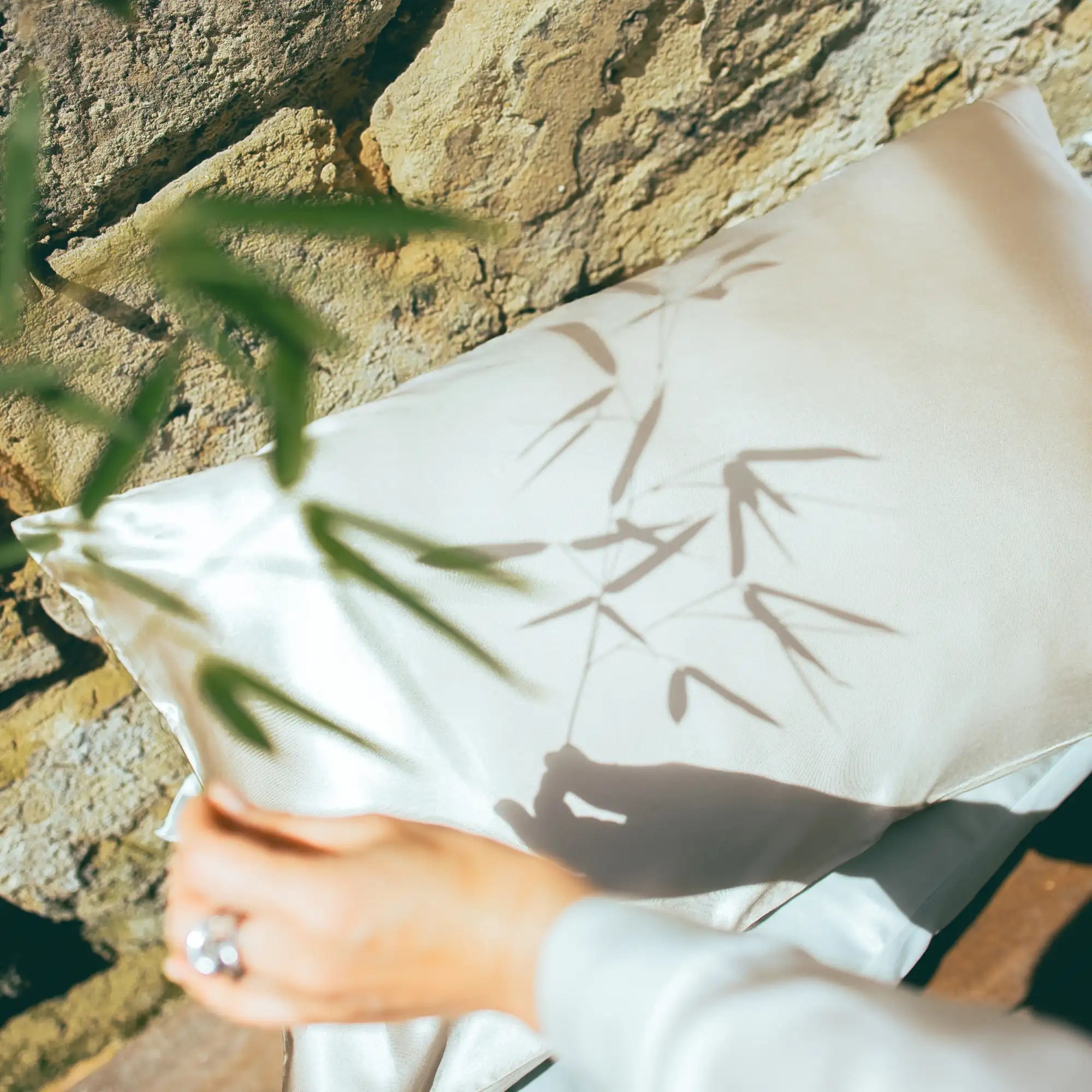 Taie complice double faces en coton et soie couleur blanche pure lumineuse