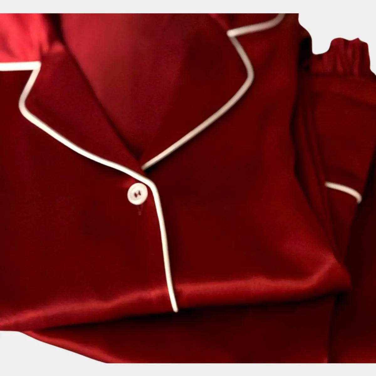 ensemble de pyjama en soie de mûrier 22 momme couleur rouge profond - Maioson CÉTOILE