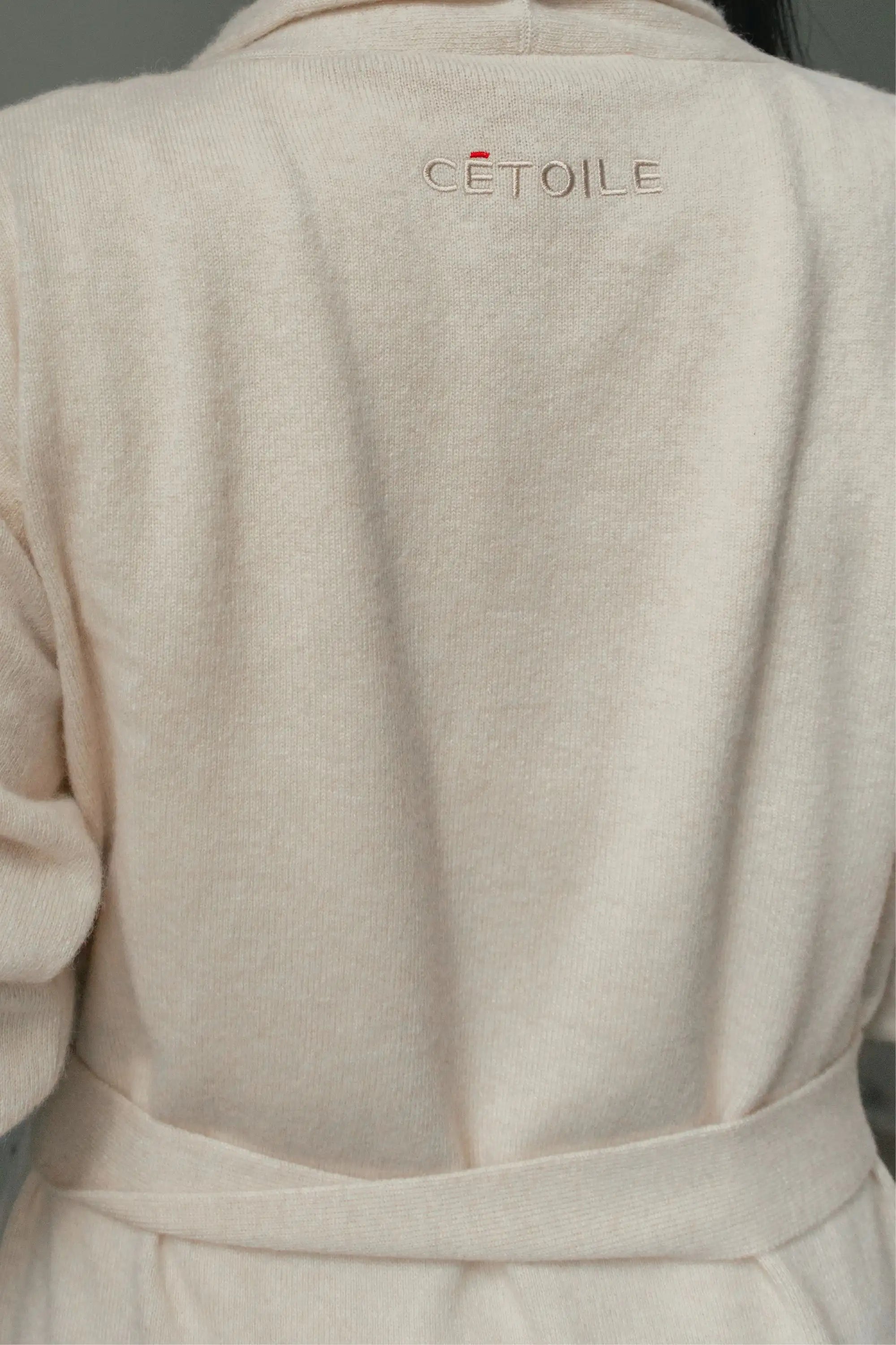 Kimono femme en cachemire biologique couleur ivoire - Maison CÉTOILE