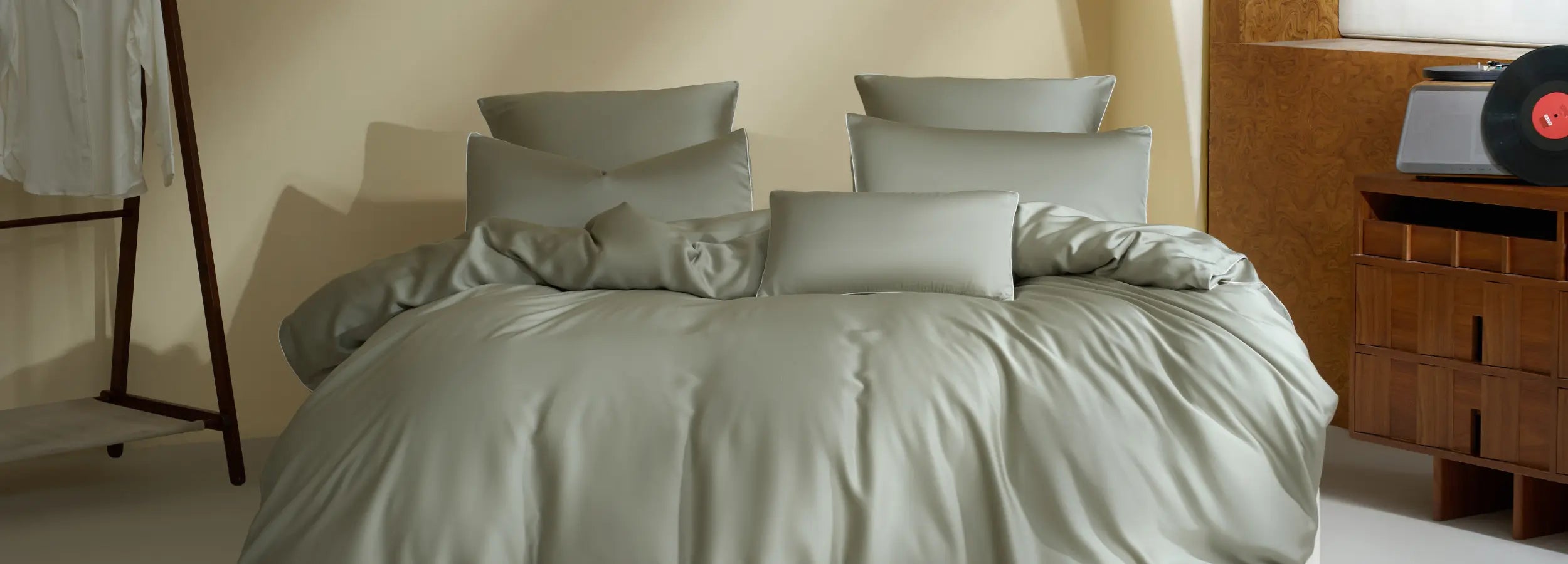 Parure de lit en TENCEL™ Lyocell vert sauge, linge de lit doux et respirant signé Maison CÉTOILE